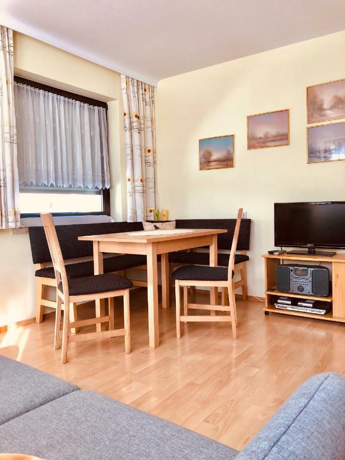Haus Alpenrose Lejlighed Trins Eksteriør billede